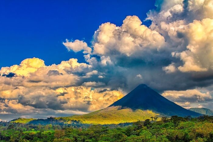 Arenal Volcano by Steven Rodríguez