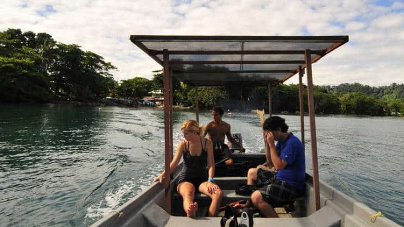 Cahuita-Boat-Hike-and-Snorkel-Costa-Rica-1