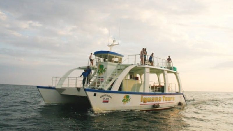 Catamaran-Manuel-Antonio-Tour-Operators-Costa-Rica-05